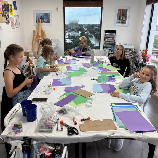 Arts & crafts class for children 9/12/2025 (II)
