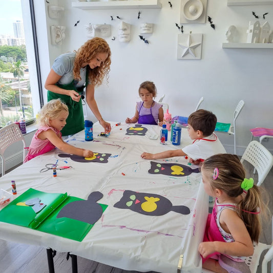 Arts & crafts class for children 3,4 years old 10/18/2025