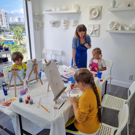 Arts & crafts class for children 10/3/2025