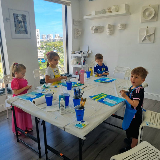 Arts & crafts class for children 3,4 years old 12/6/2025