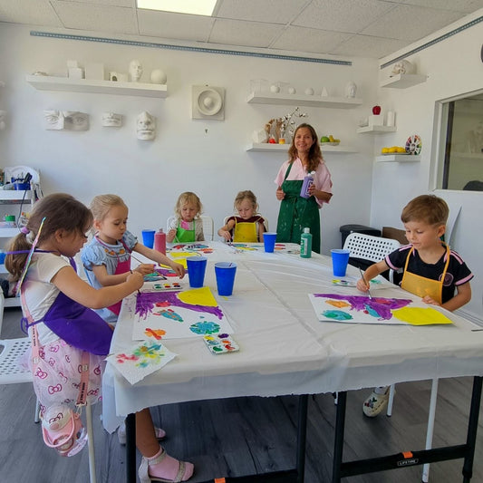 Arts & crafts class for children 3,4 years old 05/16/2026