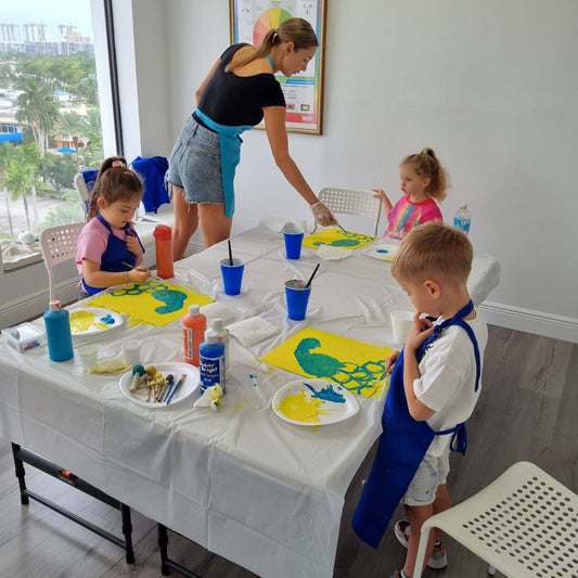 Arts & crafts class for children 3, 4 years old 10/19/2024