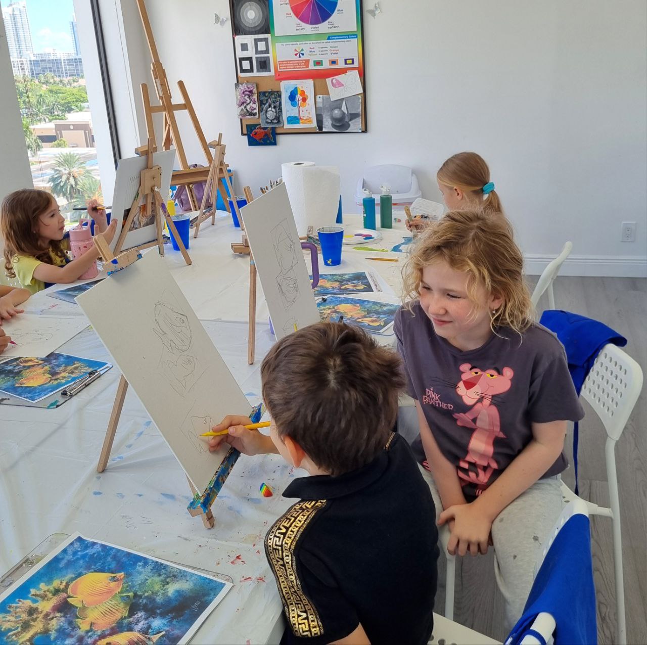 Short art class for children (5-12 years old)